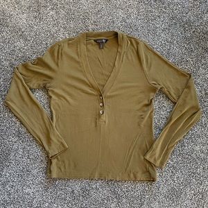 BR Olive Green Ribbed Deep V-Neck Henley Top